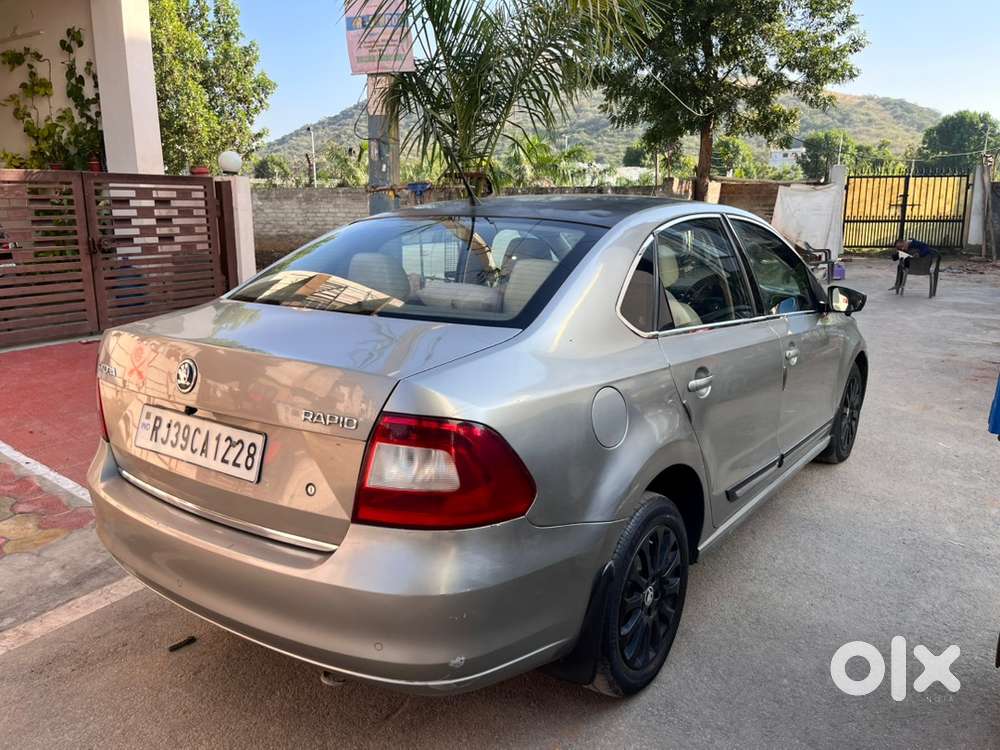 Skoda Rapid Dec 2015 Diesel Well Maintained