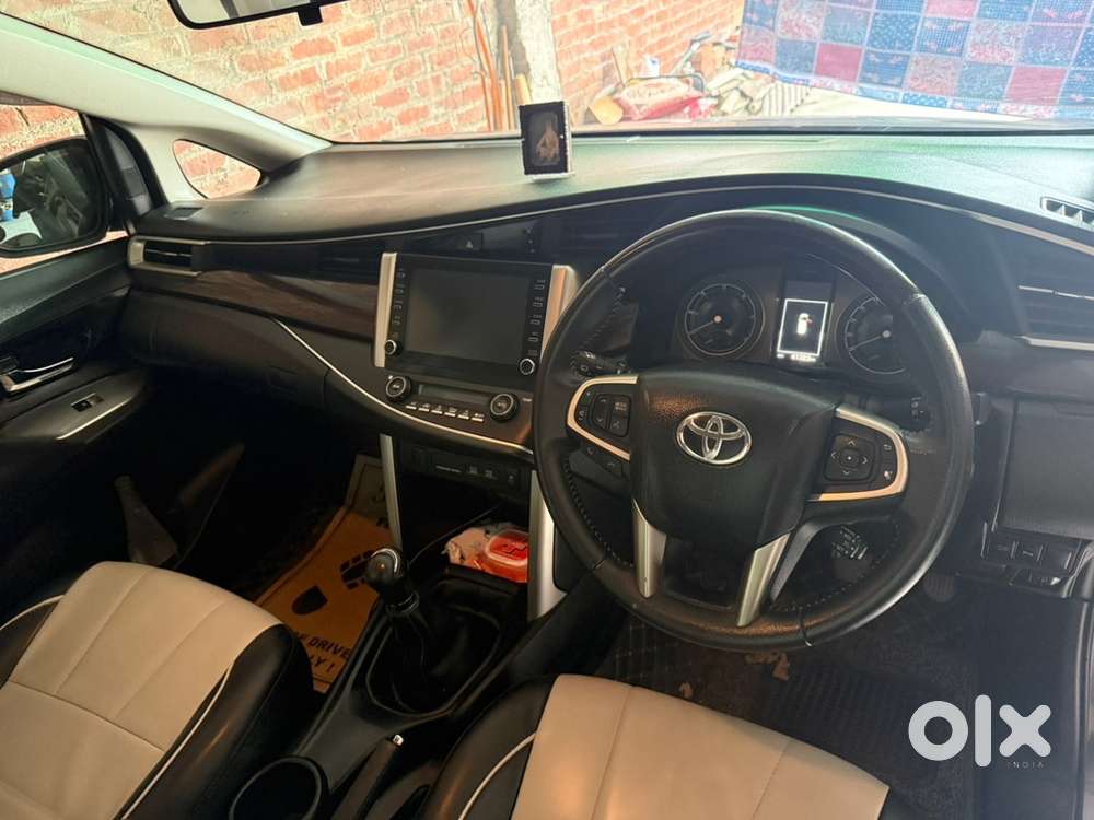 Toyota Innova Diesel 2.5 2022