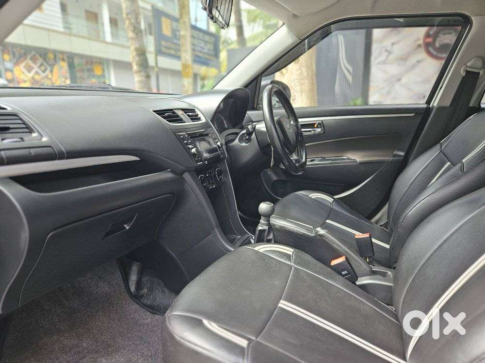 Maruti Suzuki Swift Vxi + Manual, 2016, Petrol