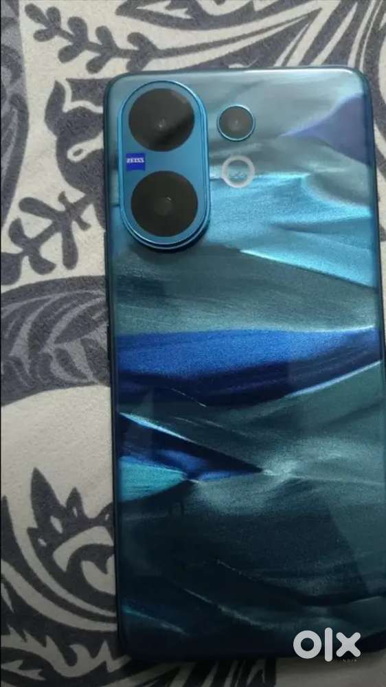 Vivo V60 (12/256)