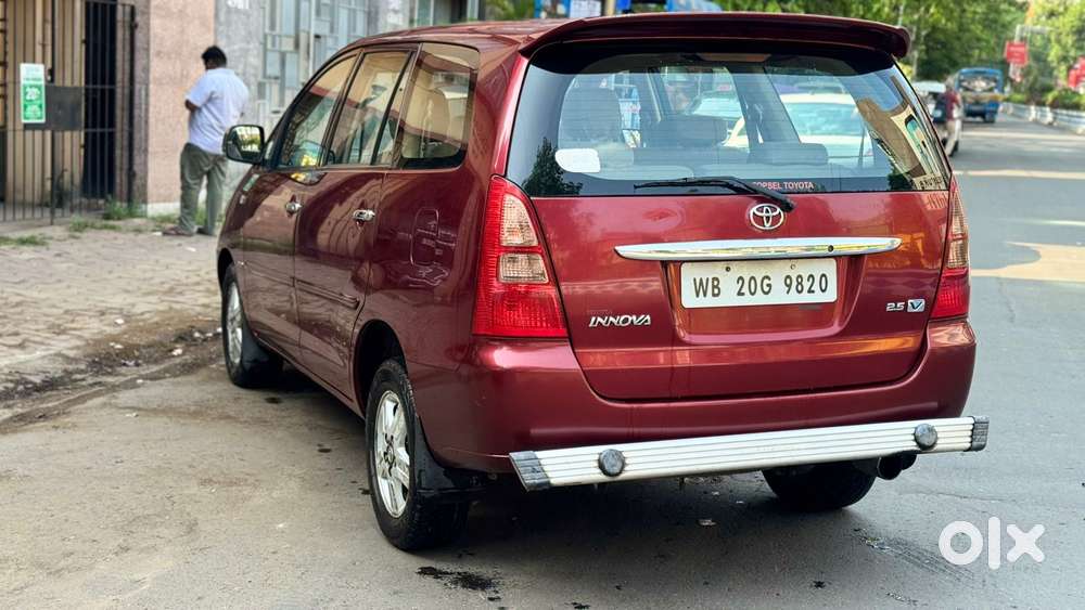 Toyota Innova 2004-2011 2.5 G4 Diesel 8-seater, 2006, Diesel
