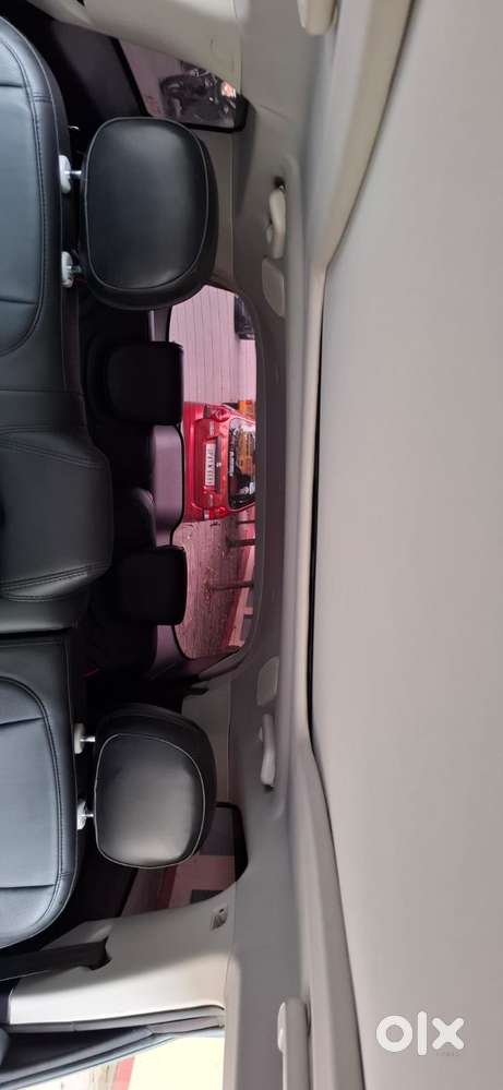 Mahindra Xuv700 2.2 Ax 7 Diesel At Str Awd, 2023, Diesel