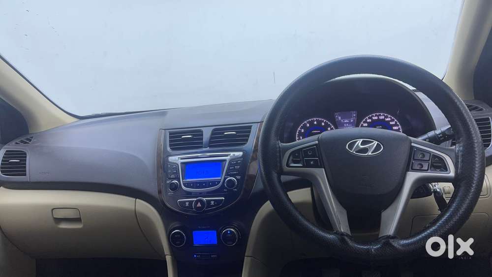 Hyundai Verna 1.6 Vtvt Sx, 2014, Petrol
