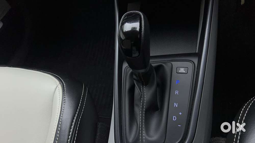 Hyundai I20 Sportz 1.2 Ivt, 2024, Petrol