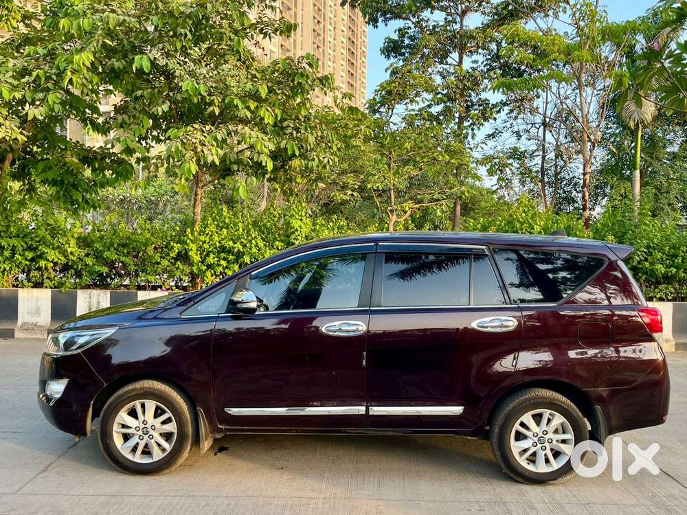 Toyota Innova Crysta 2.8 Zx At 7 Seater, 2017, Diesel