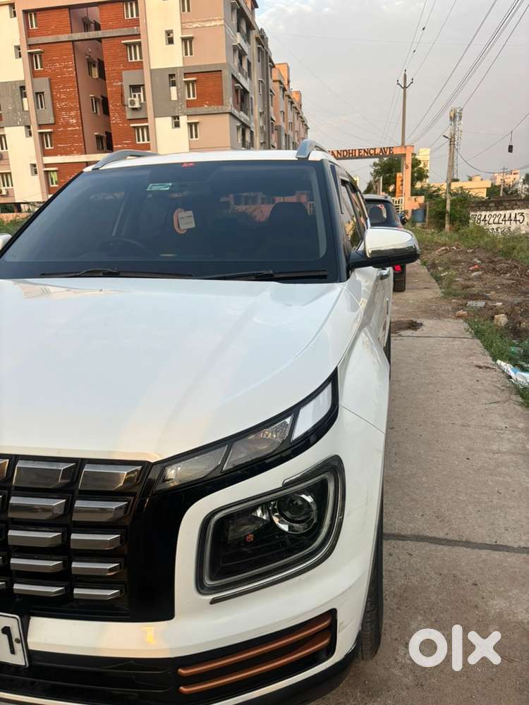 Hyundai Venue Petrol 2022 With Brand New Yokohoma Tyres