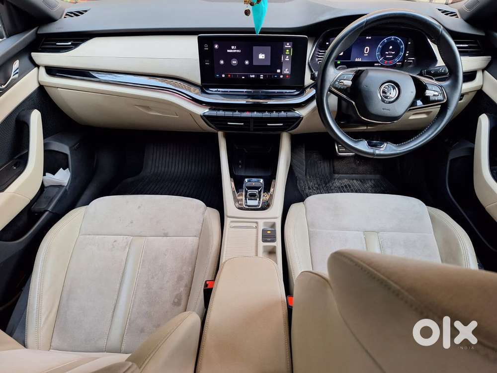 Skoda Octavia 2.0 L K Tsi At, 2022, Petrol