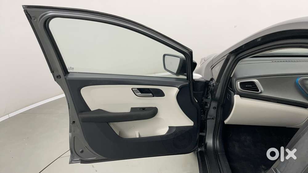 Tata Altroz 1.5 Xz Plus Diesel, 2022, Diesel