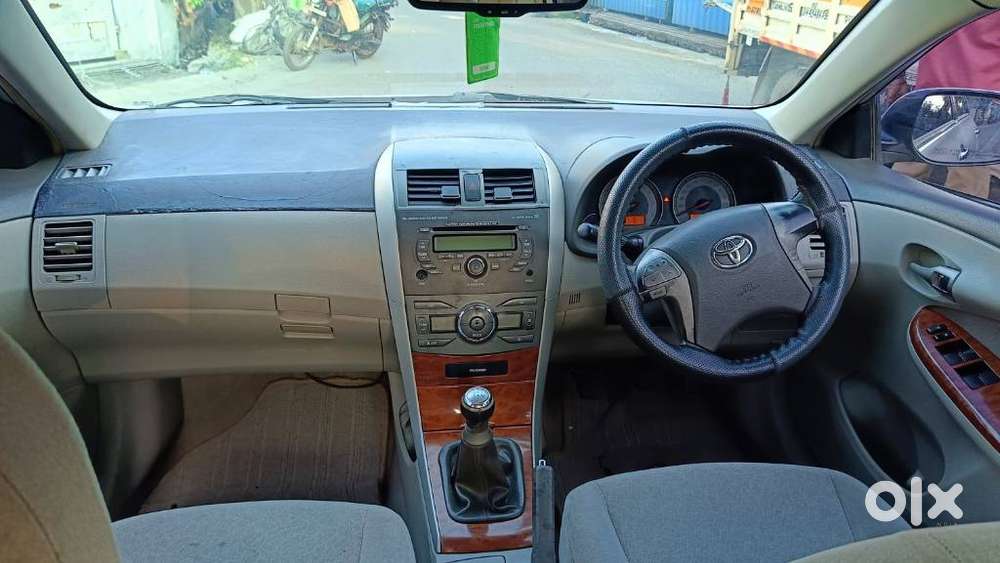 Toyota Corolla Altis G, 2010, Petrol