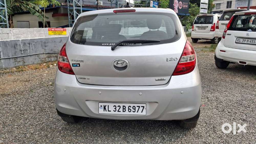 Hyundai I20 Asta 1.4 Automatic (o) With Sunroof, 2010, Petrol