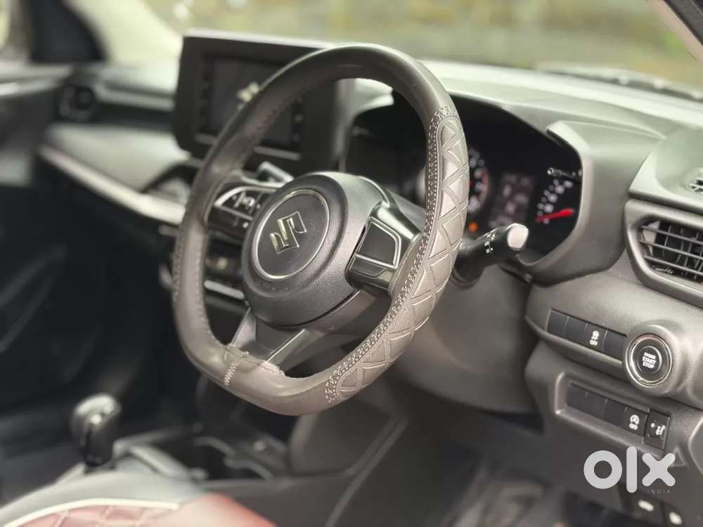Maruti Suzuki Swift Amt Zxi, 2024, Petrol