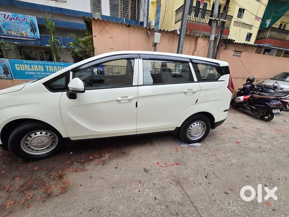 Mahindra Marazzo M2 8str, 2023, Diesel
