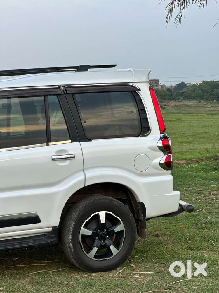 Mahindra Scorpio Classic 2.2 S 11 Mt 7 Str, 2024, Diesel