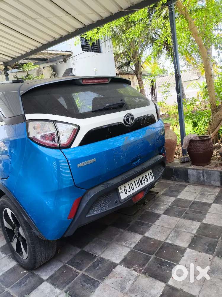 Tata Nexon Xz+