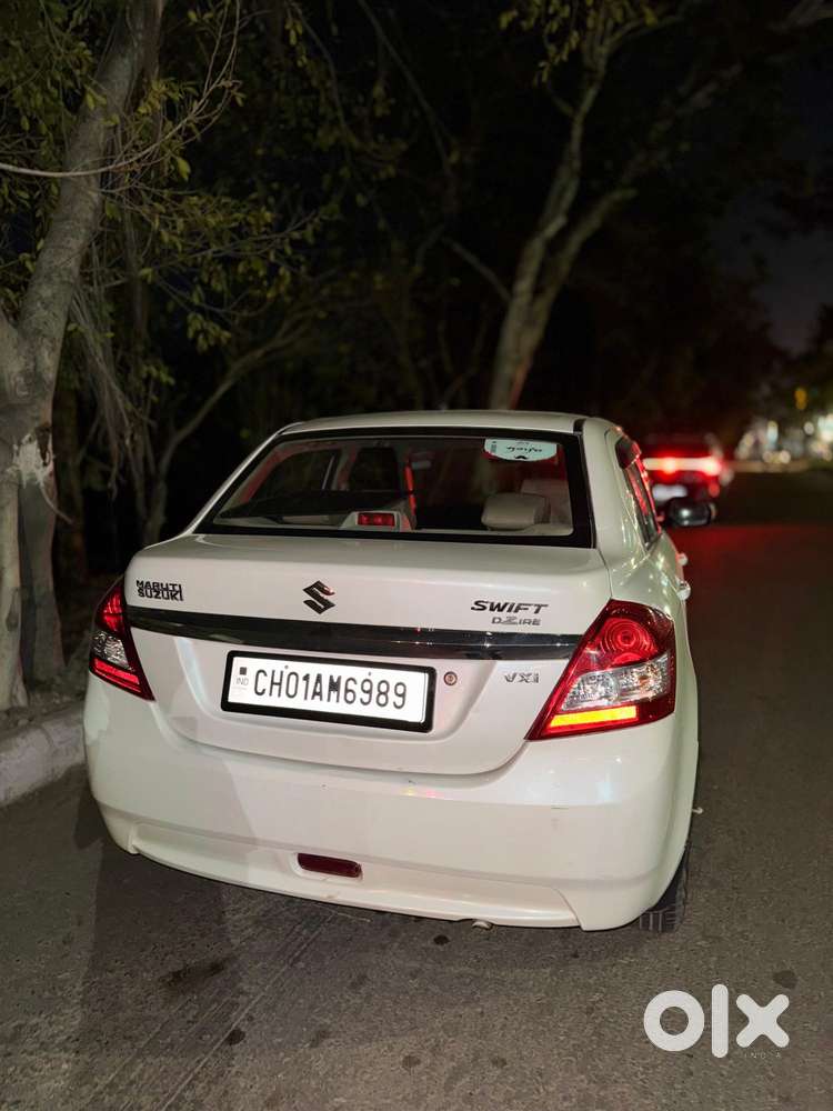 Maruti Suzuki Swift Dzire Vxi Optional, 2012, Petrol