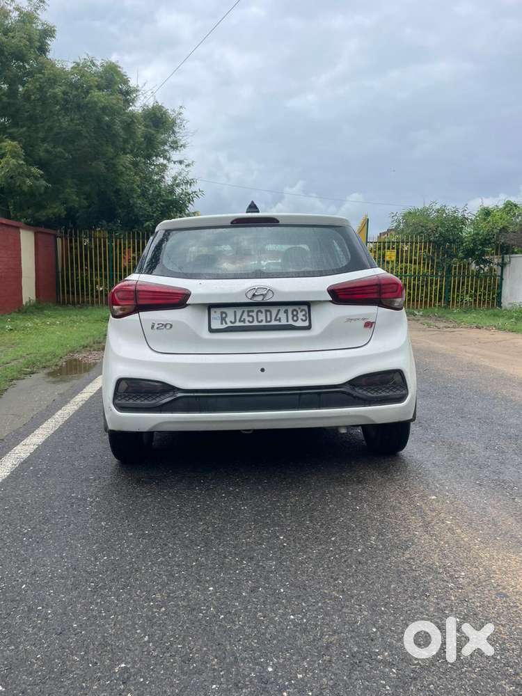 Hyundai I20 Sportz 1.4 Crdi 6 Speed Bs-iv, 2018, Diesel