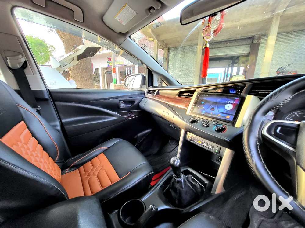 Toyota Innova Crysta 2016