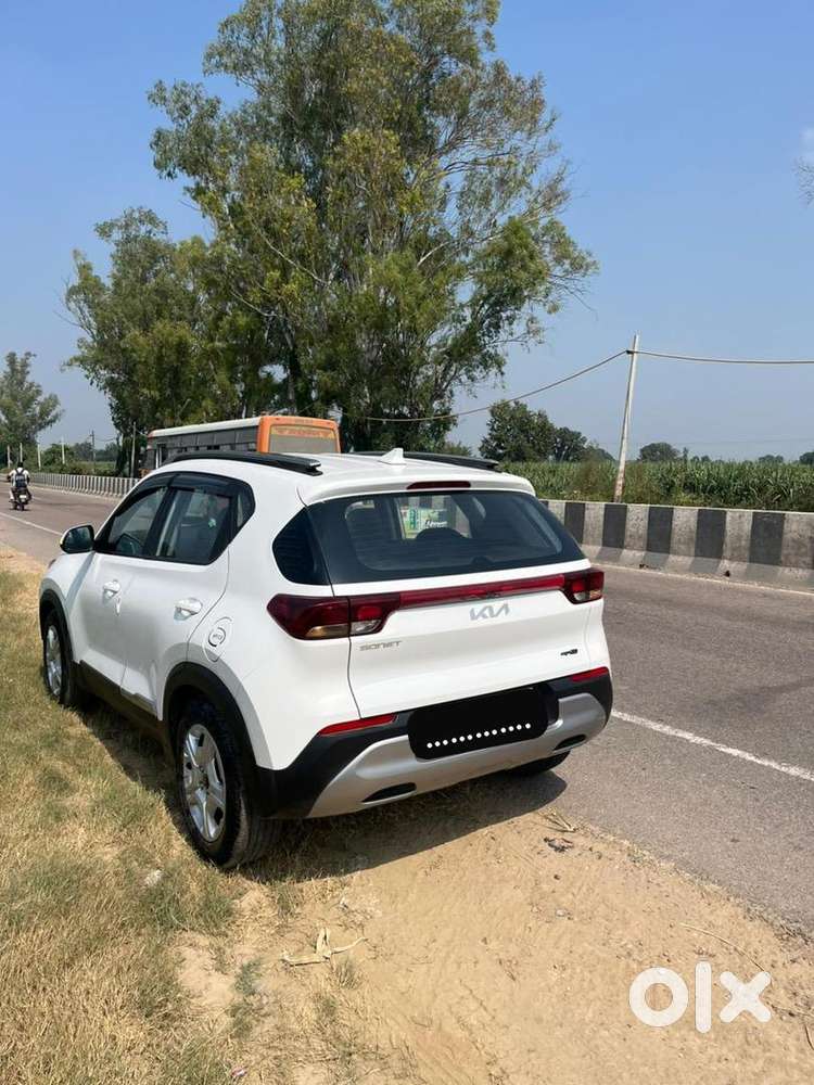 Kia Sonet 2022 Petrol Well Maintained