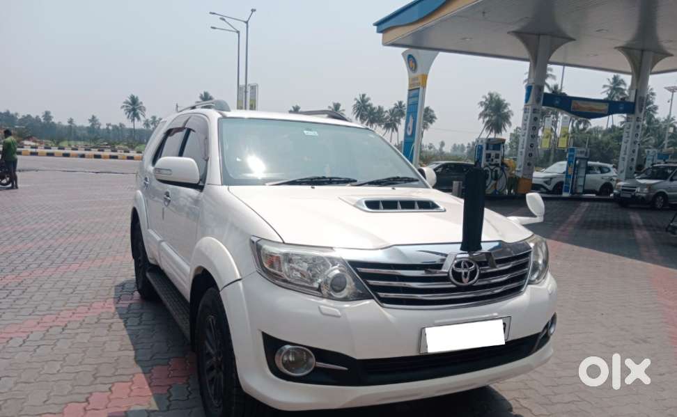 Toyota Fortuner 3.0 4x2 Mt, 2015, Diesel