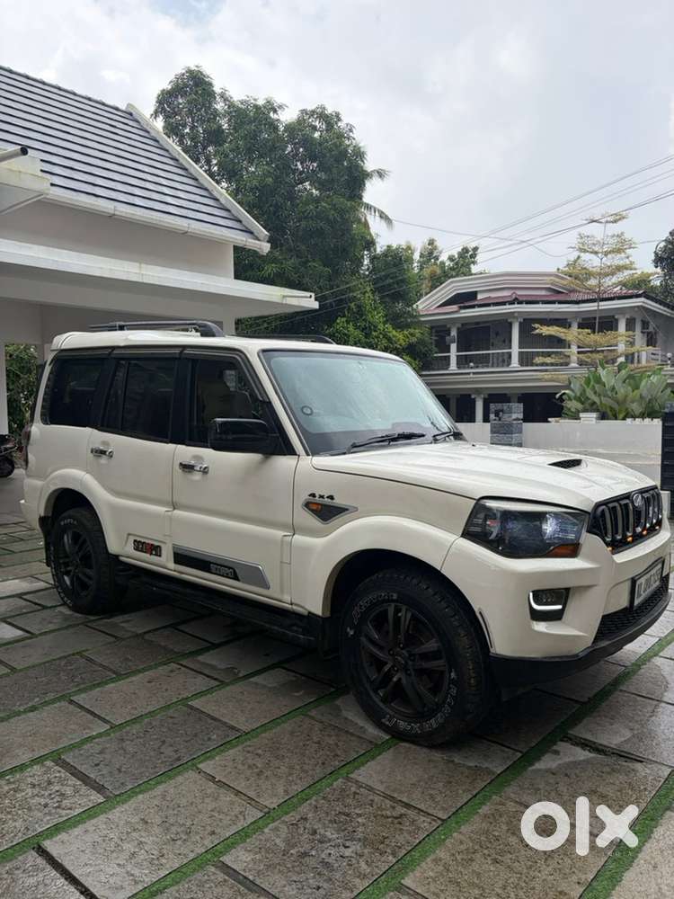 Mahindra Scorpio Classic 2017 Diesel Manual