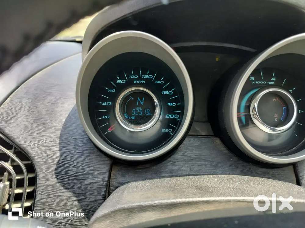 Mahindra Xuv500 2016 Diesel 92000 Km Driven