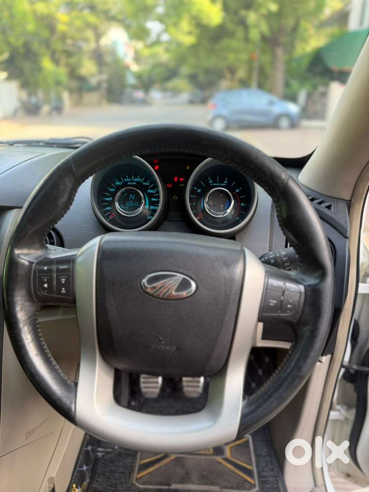 Mahindra Xuv500 2.2 W10, 2015, Diesel