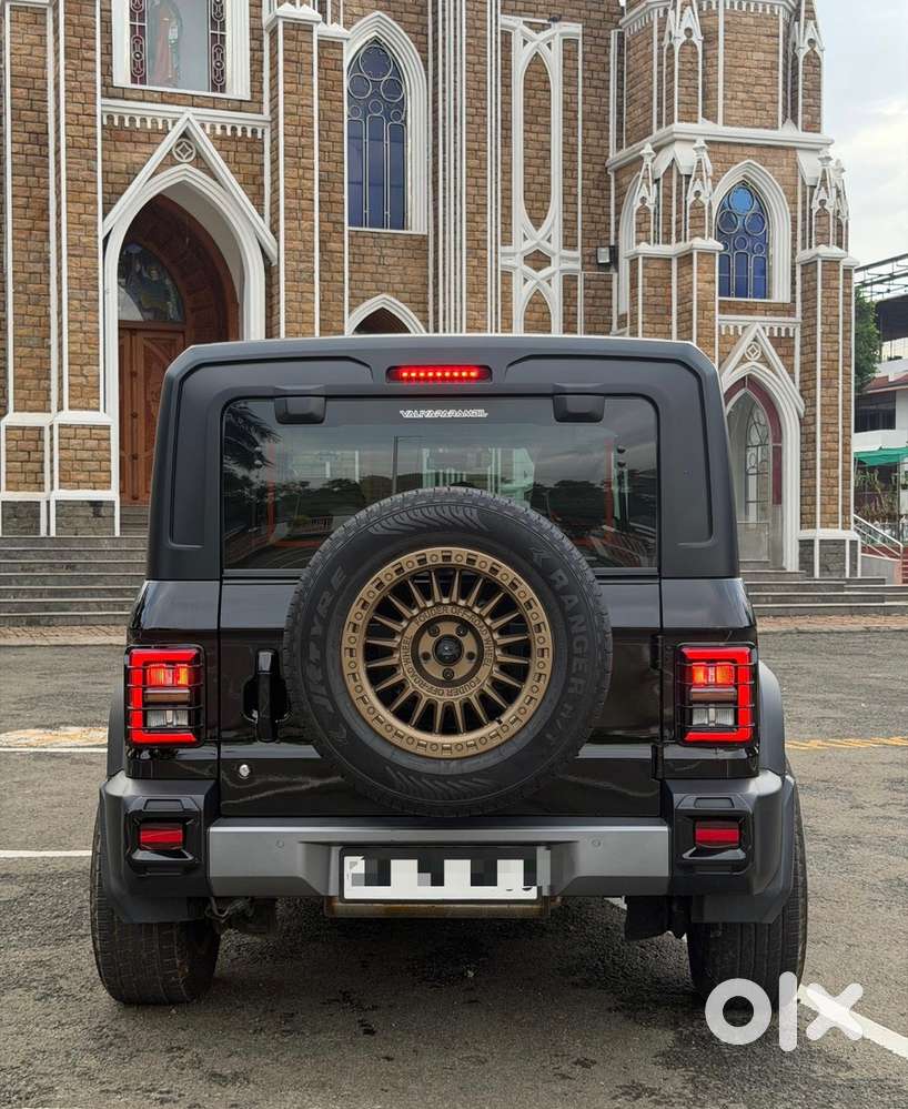 Thar Roxx Petrol Automatic 2025