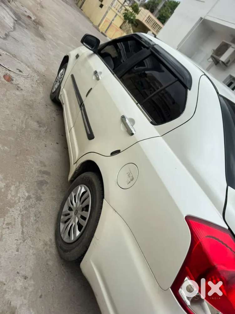 Maruti Suzuki Dzire 2011 Diesel Manual