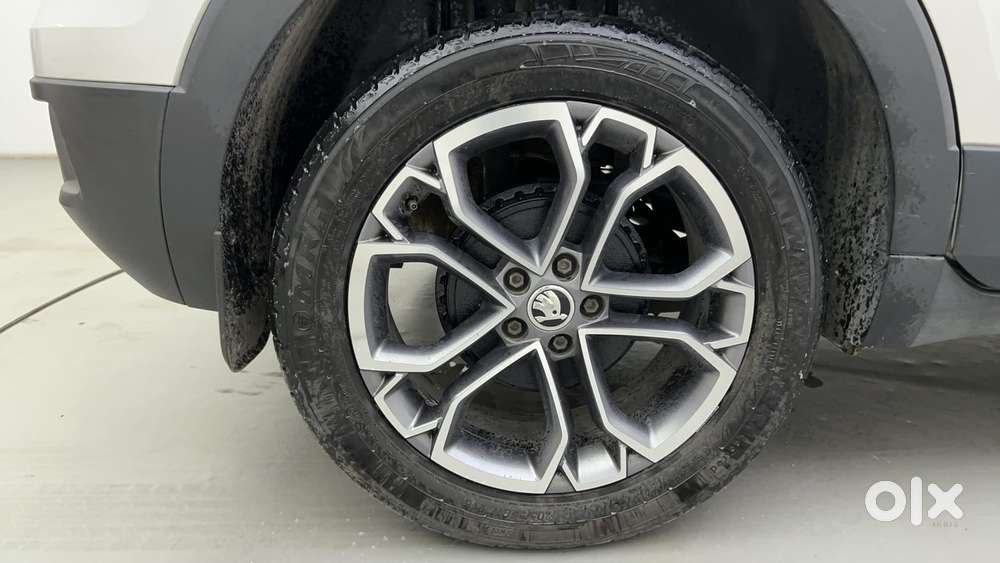 Skoda Kushaq Style 1.0l Tsi At, 2023, Petrol