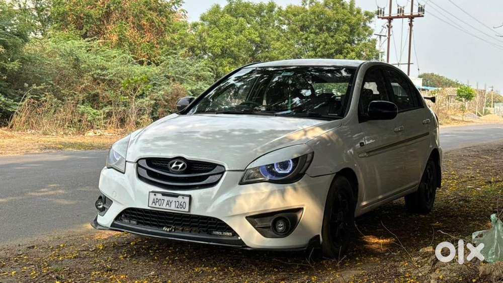 Hyundai Verna 2010 Diesel Well Maintained