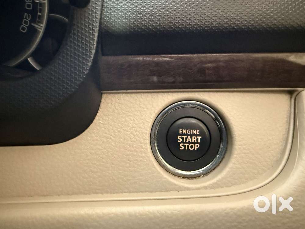 Maruti Suzuki Swift Dzire Zxi + Mt, 2017, Petrol