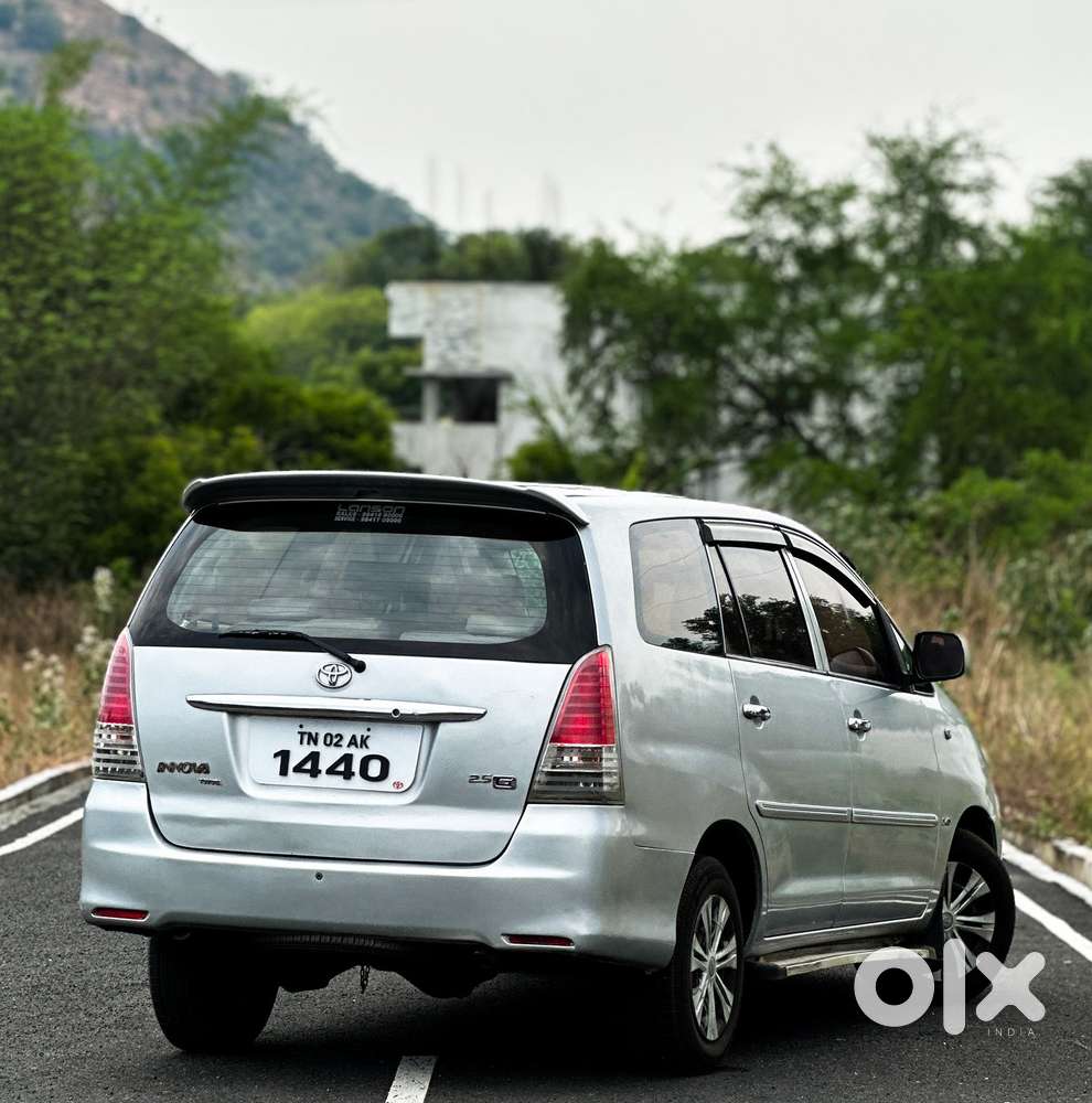 Toyota Innova 2.5 G (diesel) 8 Seater, 2009, Diesel