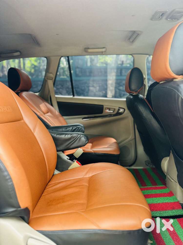 Toyota Innova 2.5 V 7 Str, 2012, Diesel