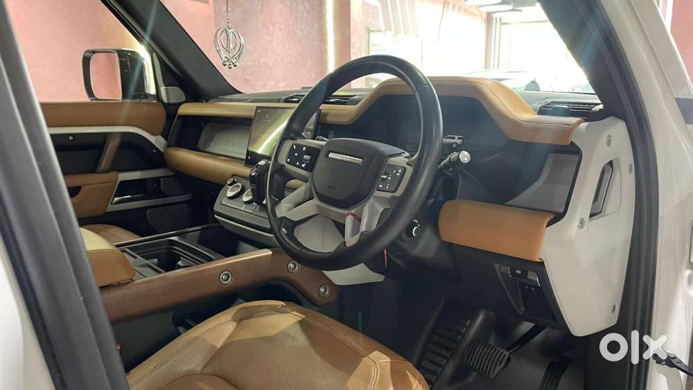Land Rover Defender 3.0 L 130 X, 2023, Petrol