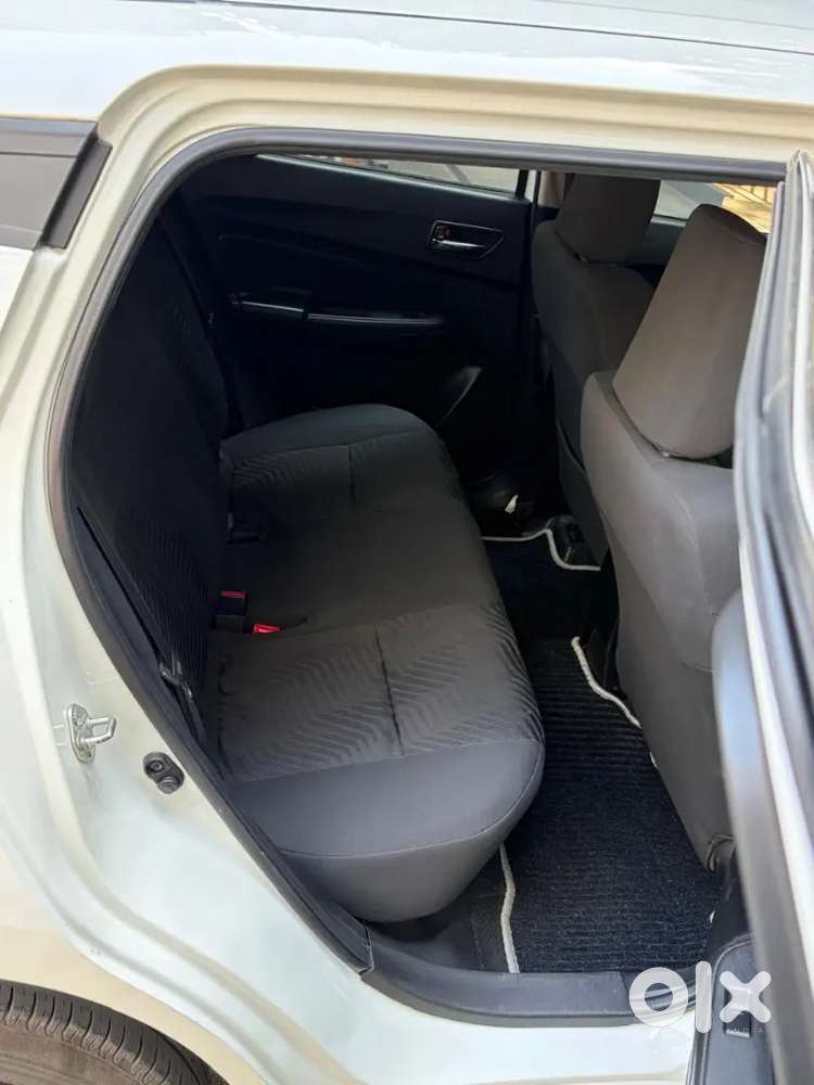 Maruti Suzuki Swift 2018 Diesel 65200 Km Driven - White Colour