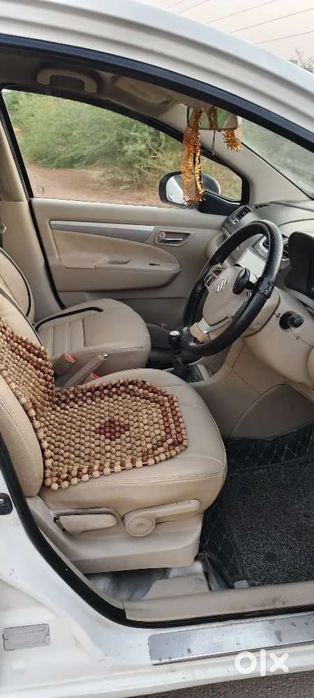 Maruti Suzuki Ertiga 2015zdi+