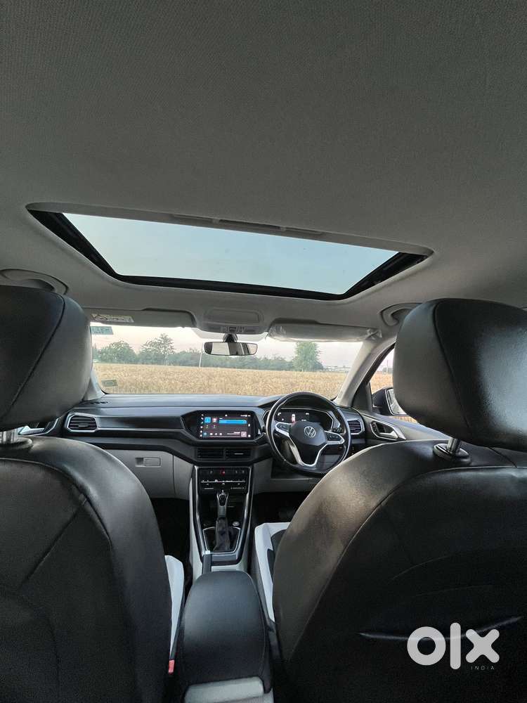 Volkswagen Taigun 1.0 Tsi Topline At, 2022, Petrol