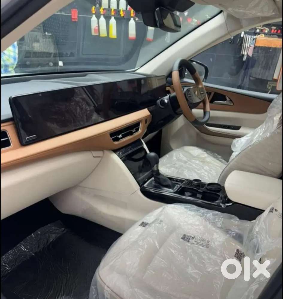 Mahindra Xuv 7xo 2026 Ax7t