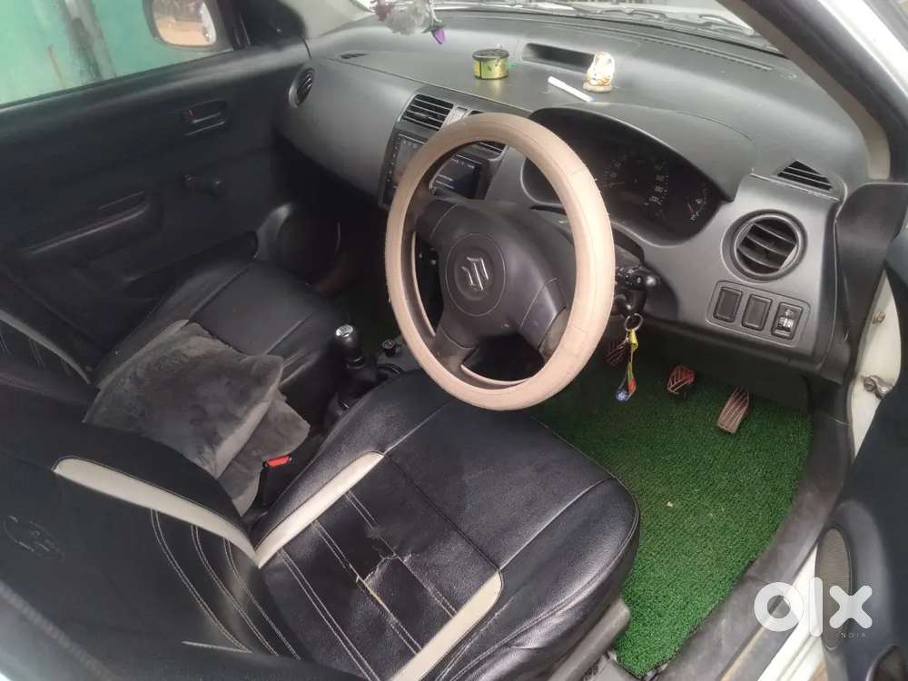 Maruti Suzuki Swift Dzire 2012 Ddis
