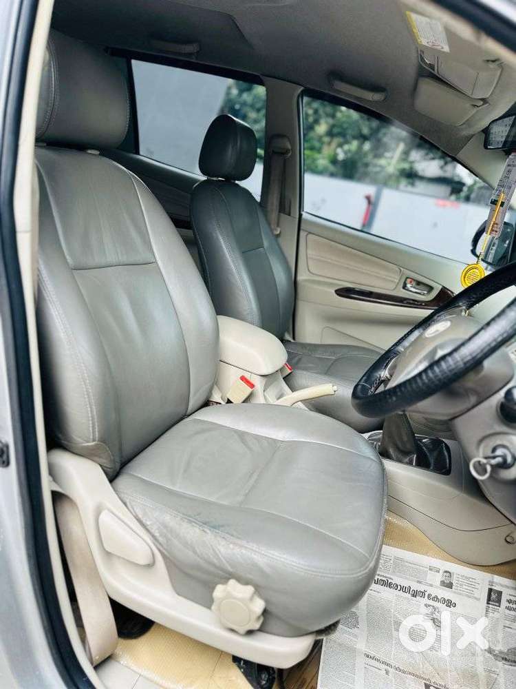 Toyota Innova 2.5 V 7 Str, 2013, Diesel