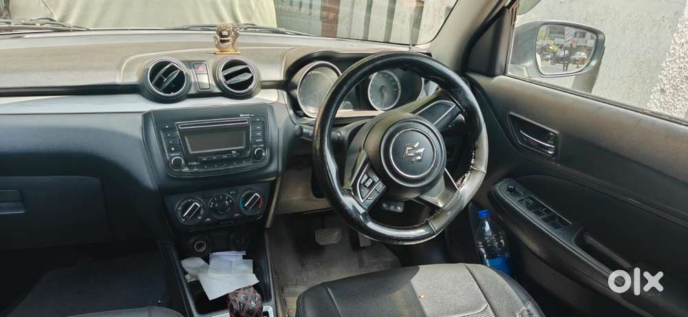 Maruti Suzuki Swift Vxi 1.2 Abs Bs-iv, 2018, Petrol