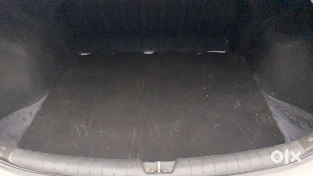 Hyundai Verna 1.6 Sx (o) Vtvt At, 2018, Petrol