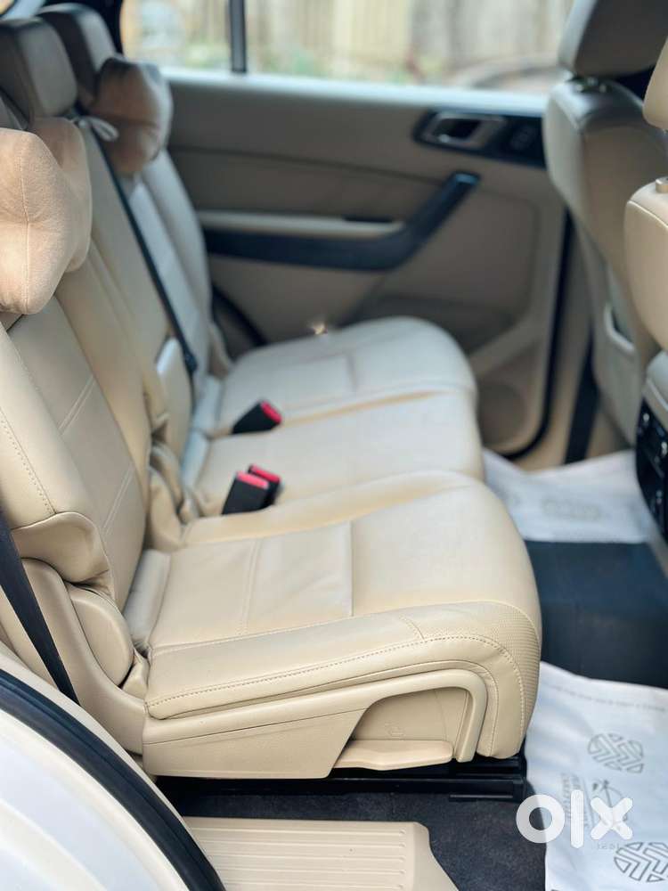 Ford Endeavour Titanium 2.2 4x2, 2016, Diesel