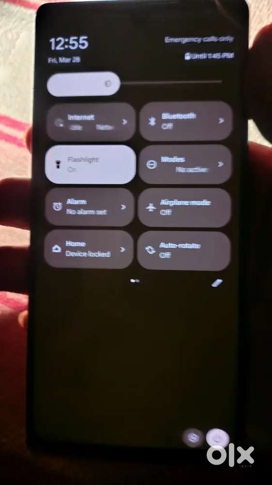 Google pixel 6a (6/128) change display hi