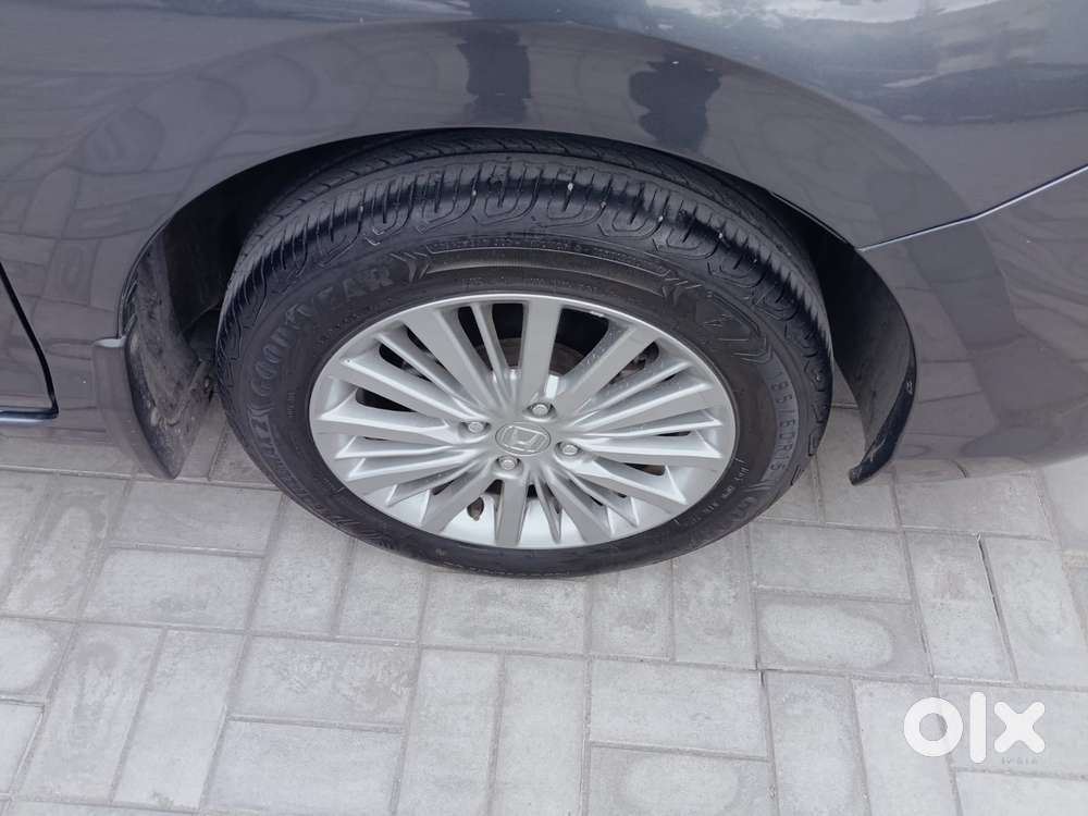 Honda City I-vtec Cvt Zx, 2022, Petrol