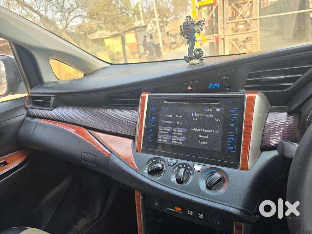 Toyota Innova Crysta 2.4 G Mt, 2019, Diesel