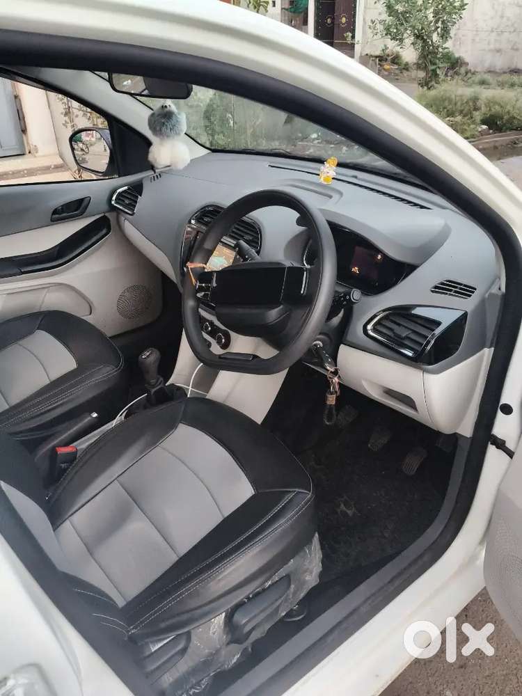 Tata Tiago 1.2 Revotron 2025 Petrol Center Locking Key