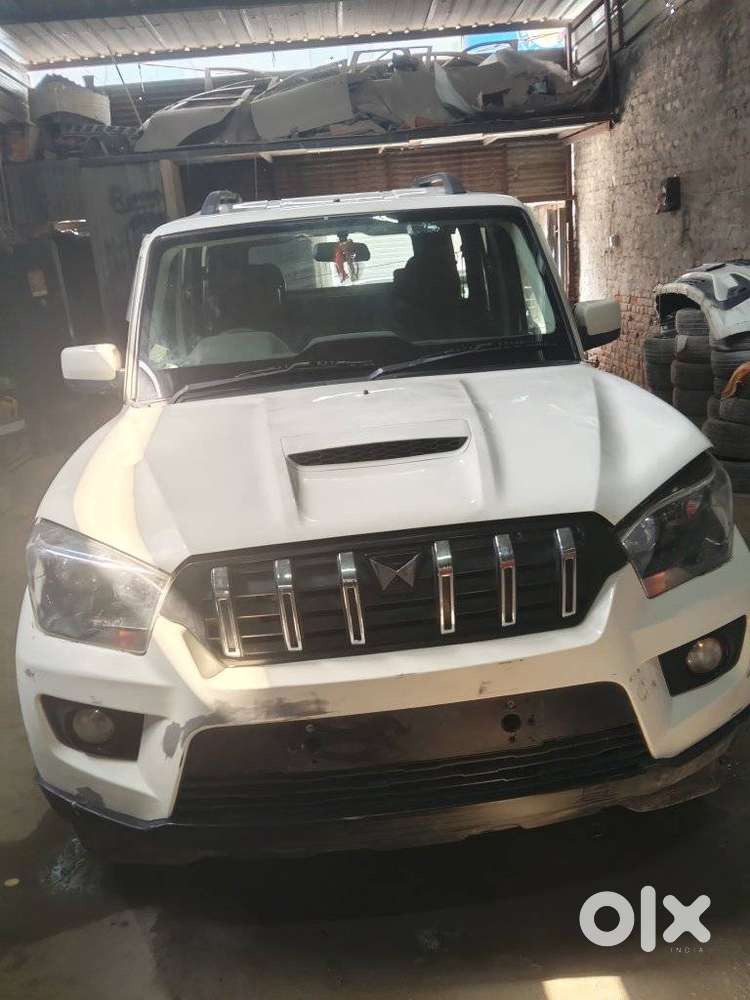 Mahindra Scorpio S4 Plus, 2017, Diesel