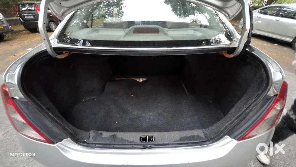 Sunny 2015 (automatic) 34,000km