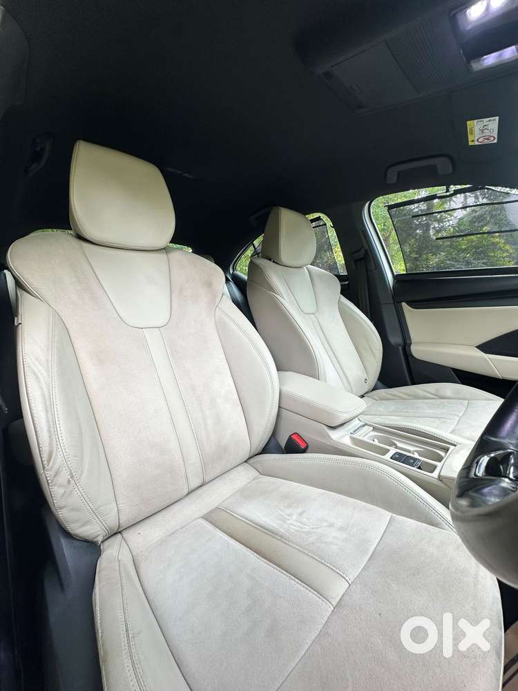 Skoda Octavia 2.0 Style Tsi At, 2022, Petrol